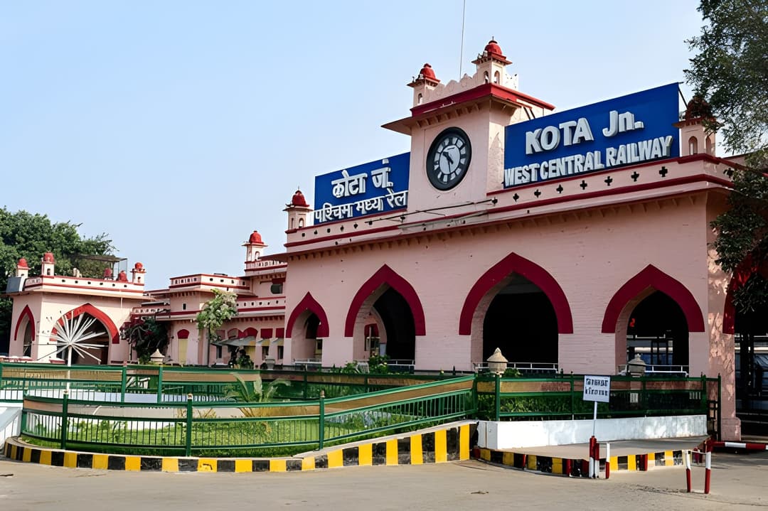 best hotels near kota railway station