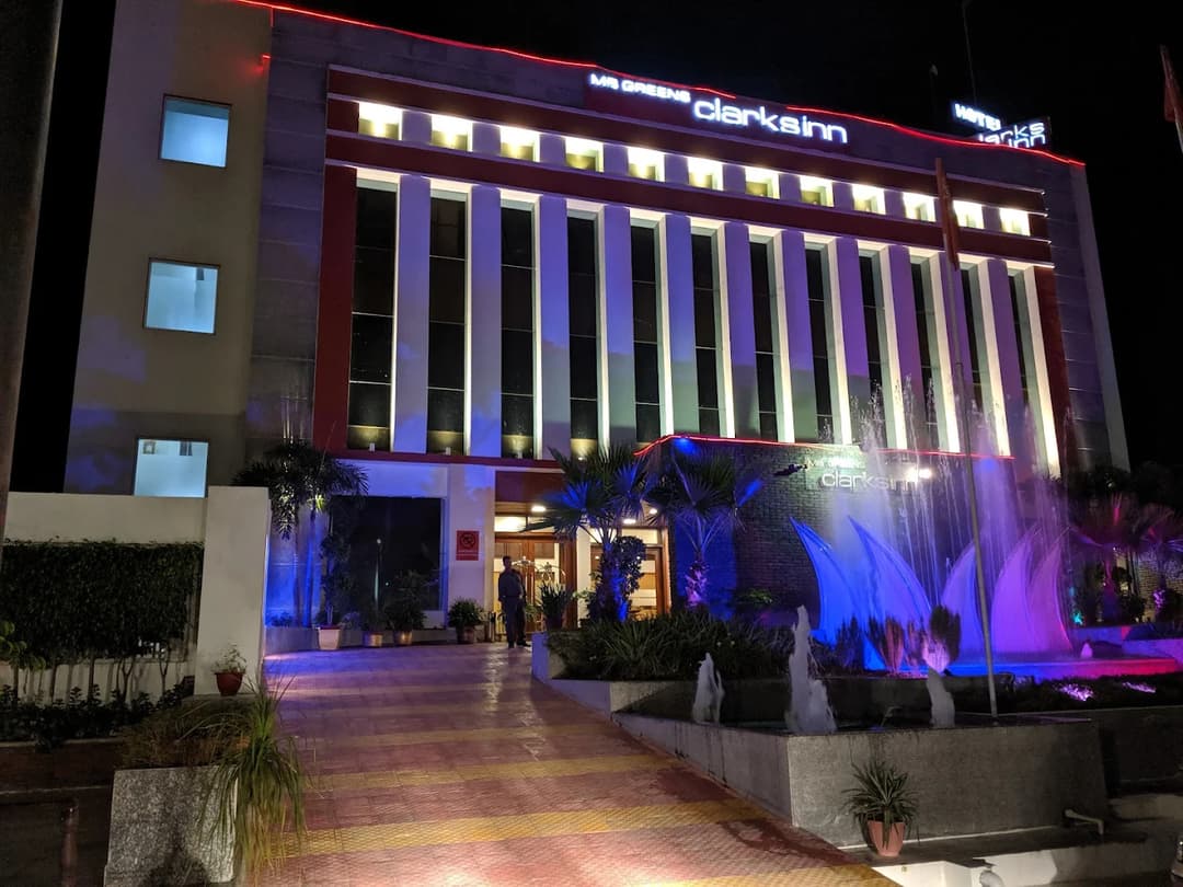 moradabad railway station hotels